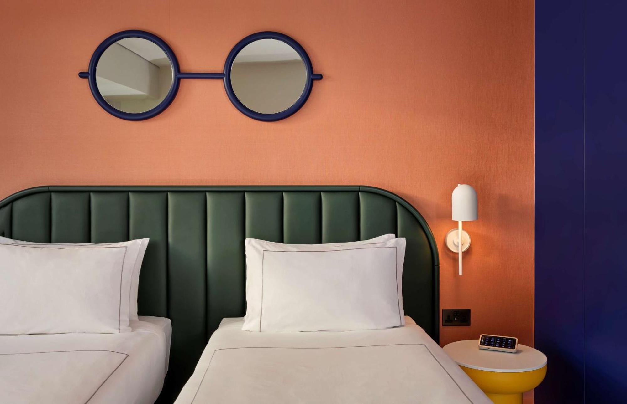 Art'Otel London Battersea Power Station, Powered By Radisson Hotels Екстер'єр фото